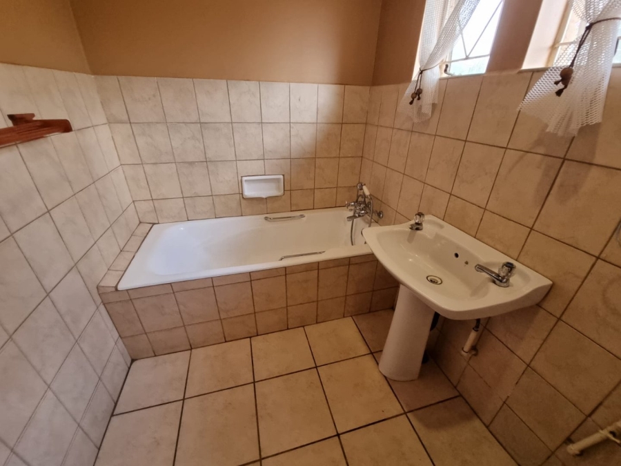 To Let 3 Bedroom Property for Rent in Morelig Free State